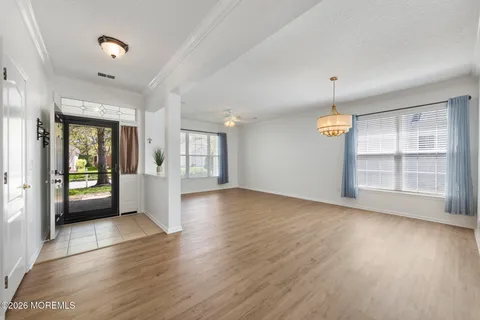 $429,000 | 18 Amberwinds Court, Lakewood, NJ 08701