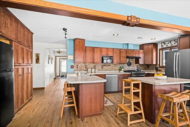 $539,900 | 5756 Maple Grove Road, Duluth, MN 55810