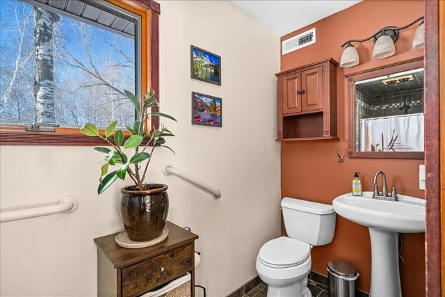 $539,900 | 5756 Maple Grove Road, Duluth, MN 55810