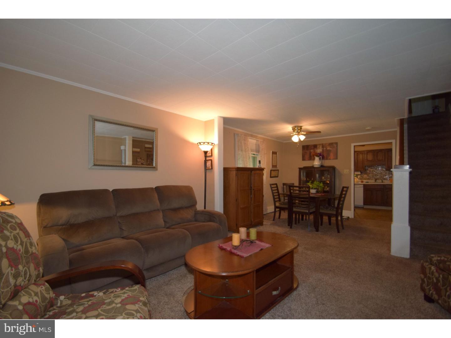 319 Nutt Road Phoenixville, PA 19460 - Photo 4 of 24 Living Room