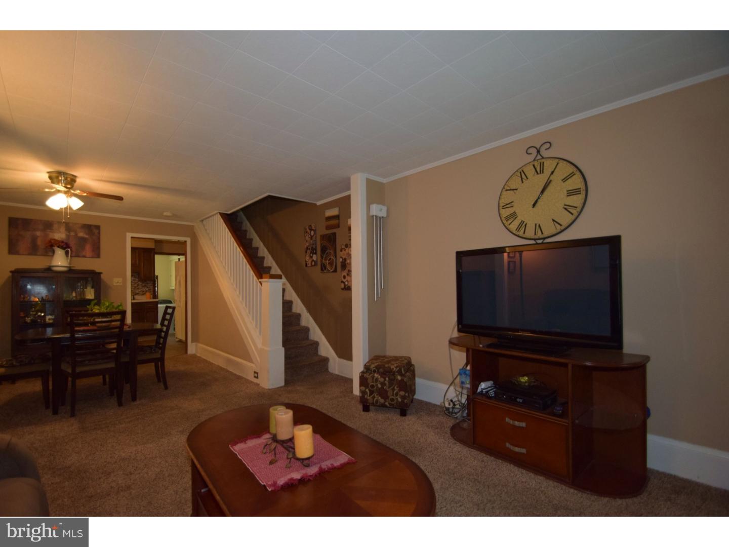 319 Nutt Road Phoenixville, PA 19460 - Photo 7 of 24 Living Room