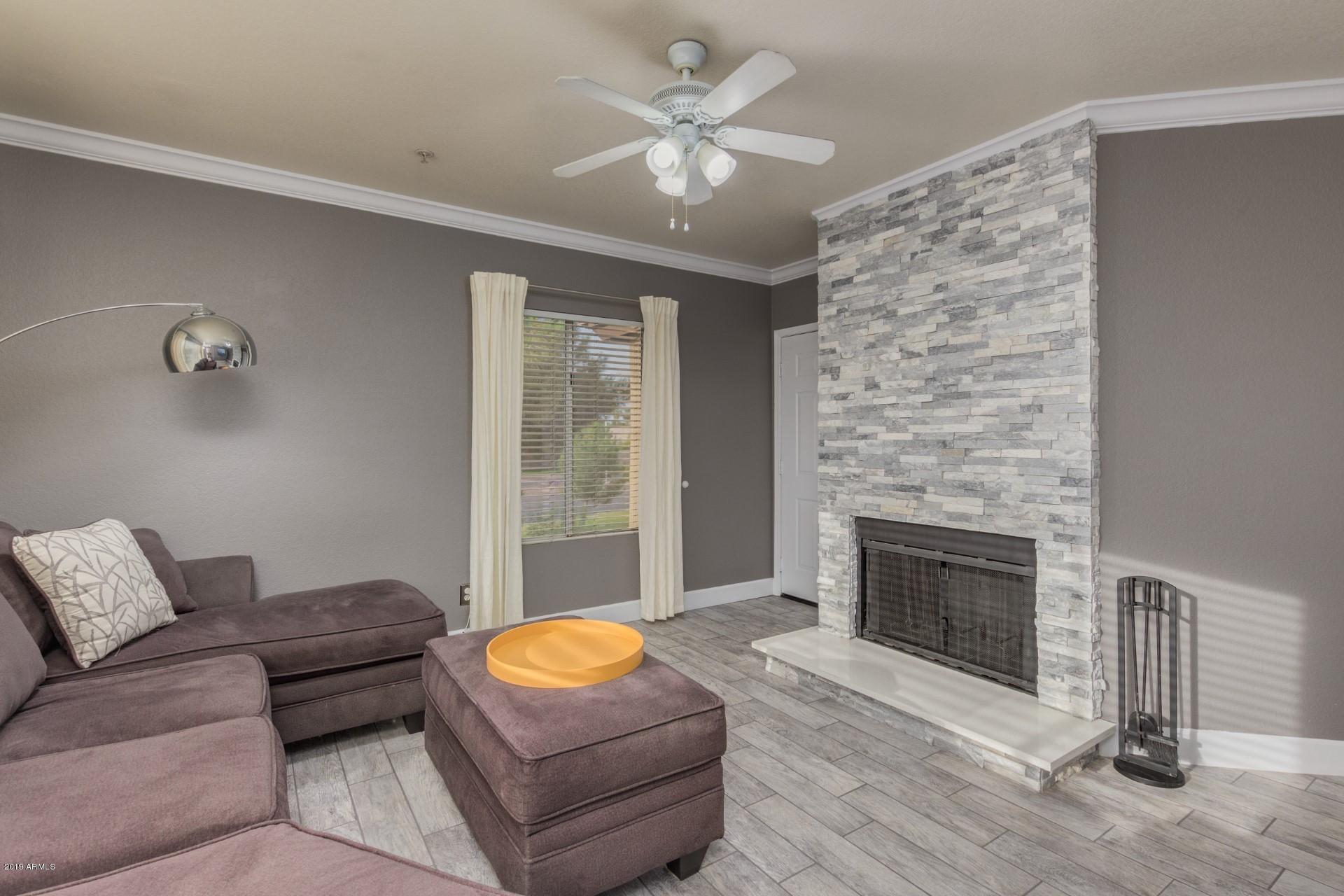 1825 West Ray Road, Unit 2001 Chandler, AZ 85224 - Photo 12 of 44 Living Room