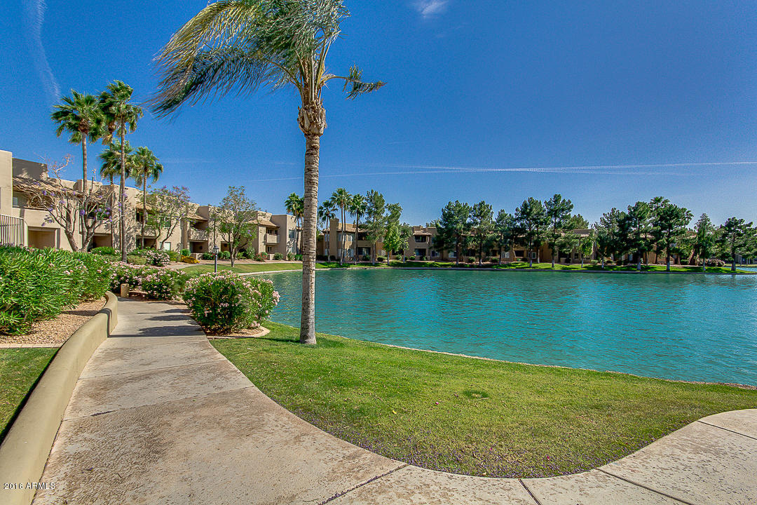 1825 West Ray Road, Unit 2001 Chandler, AZ 85224 - Photo 27 of 44 Walking Paths