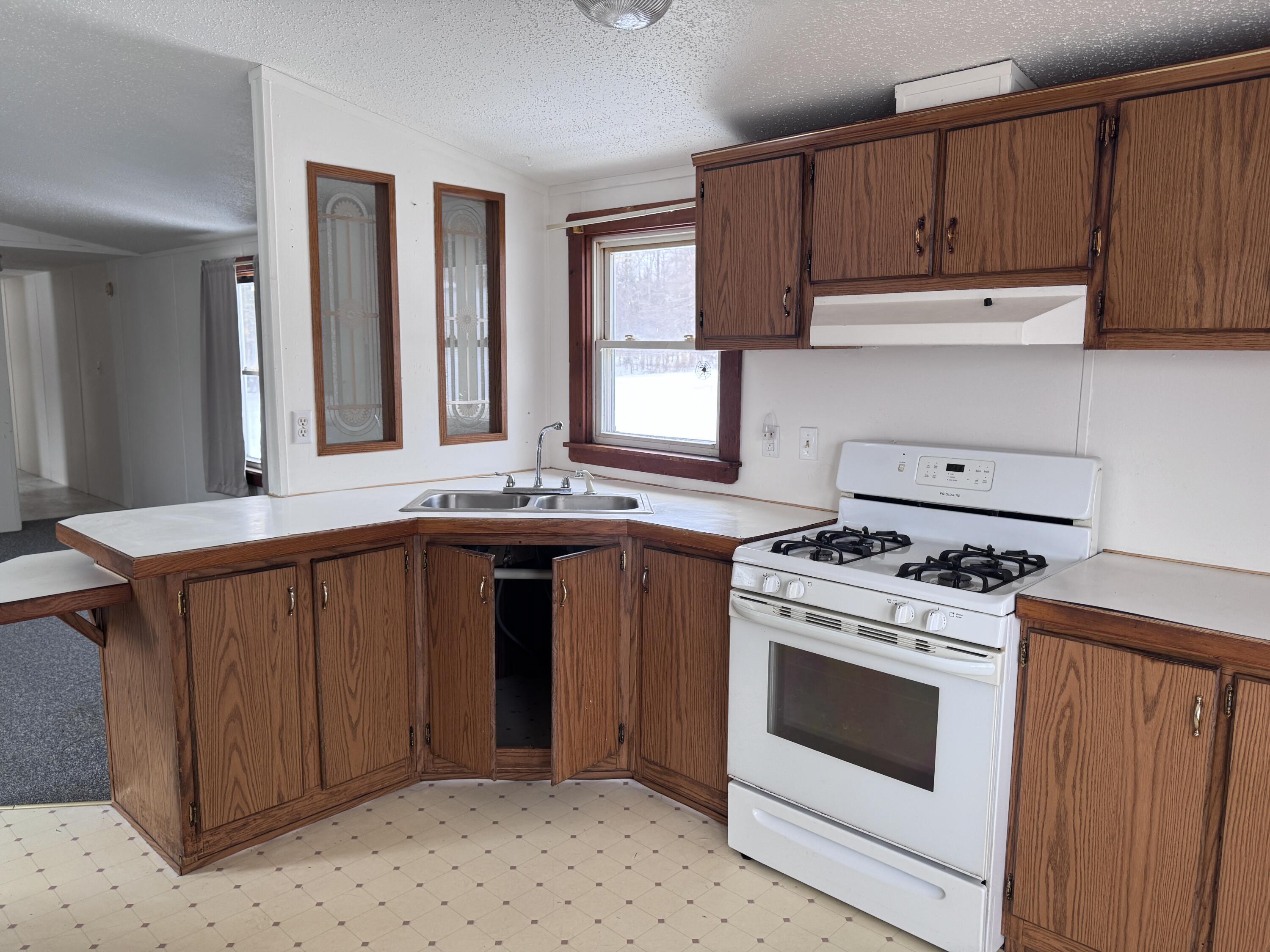 150 Galilee Road Farmington, ME 04938 - Photo 6 of 41 IMG_7493