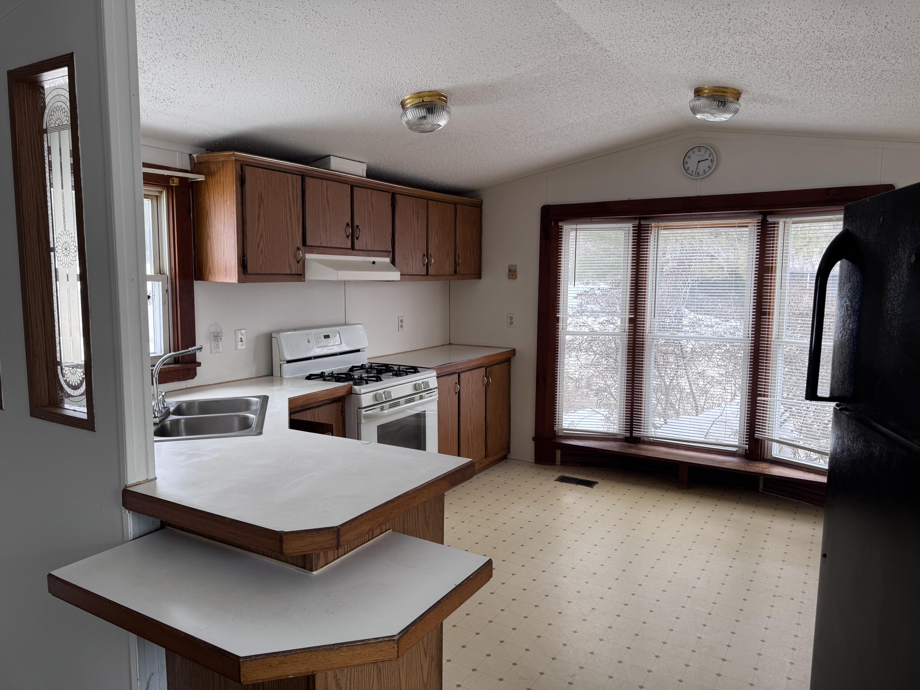 150 Galilee Road Farmington, ME 04938 - Photo 8 of 41 IMG_7492