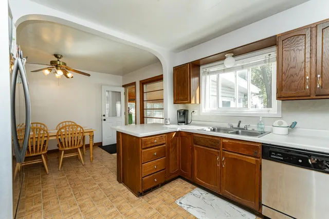 $282,000 | 412 12th Avenue Southeast, Rochester, MN 55904