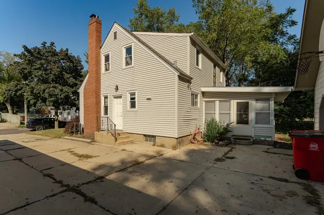 $282,000 | 412 12th Avenue Southeast, Rochester, MN 55904