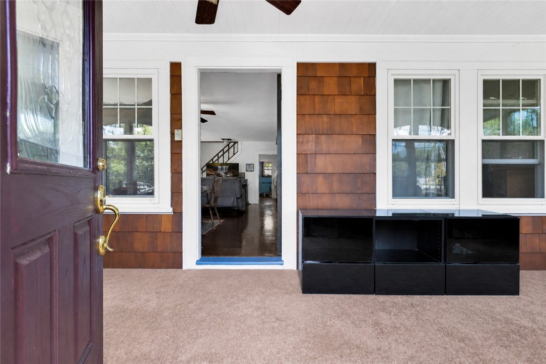 6239 Post Road North Kingstown, RI 02852 - Photo 4 of 29