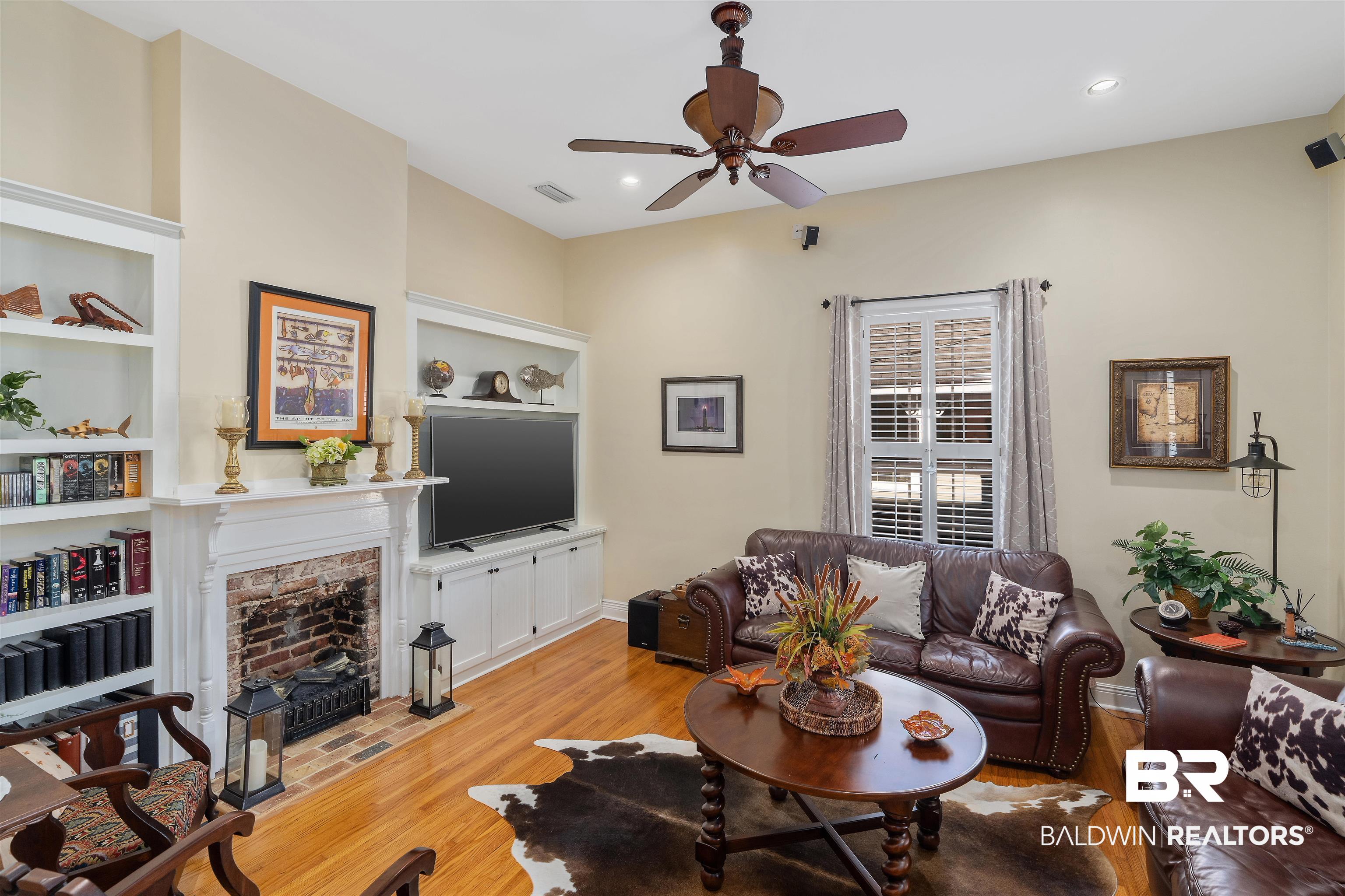 953 Old Shell Road Mobile, AL 36604 - Photo 6 of 26