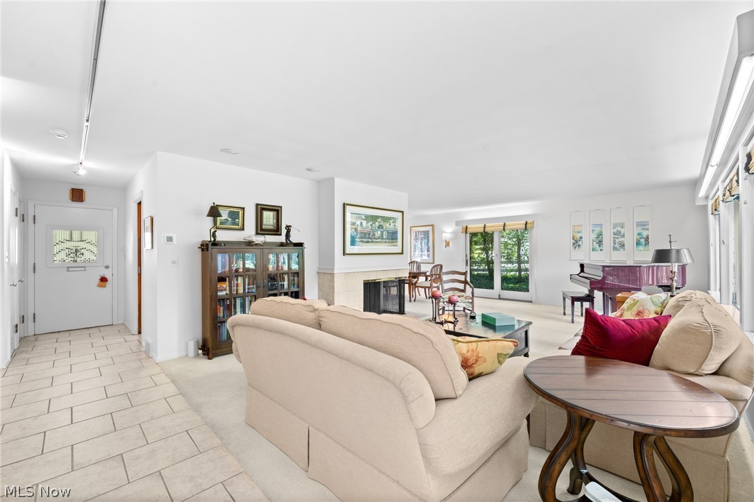 20600 Sydenham Road Shaker Heights, OH 44122 - Photo 4 of 44 Gallery Image 4