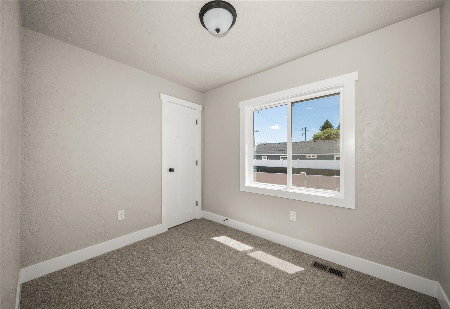 1005 South Century Road Spokane Valley, WA 99037 - Photo 23 of 44