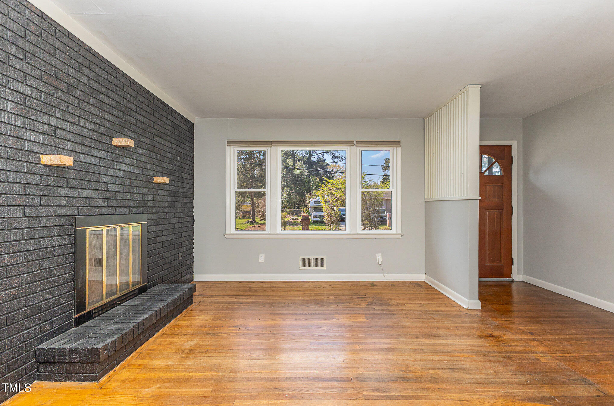 513 Bailey Drive Raleigh, NC 27610 - Photo 6 of 20 005_cy1a4419-edit
