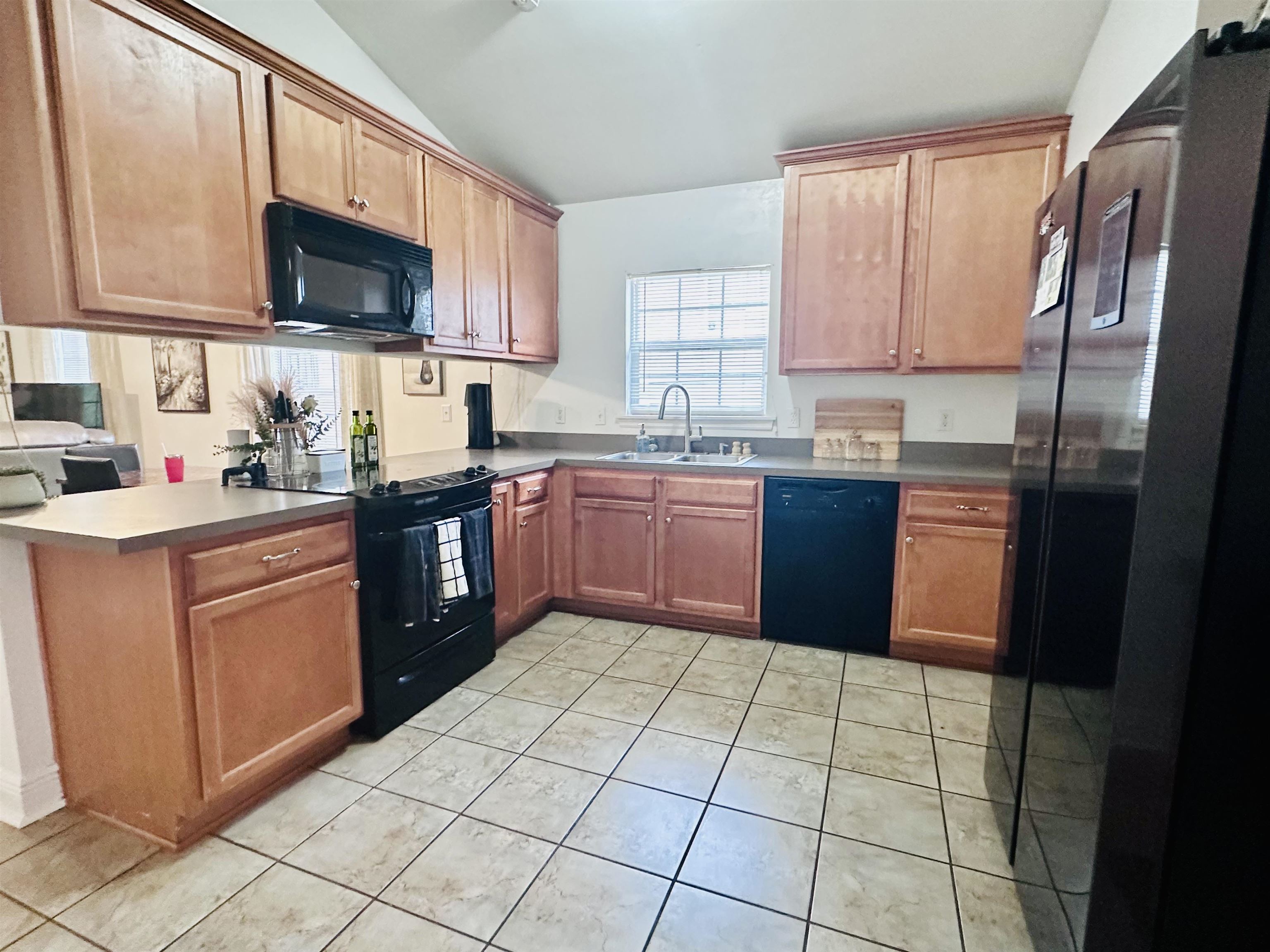 4214 Ridge Haven Road Tallahassee, FL 32305 - Photo 5 of 18