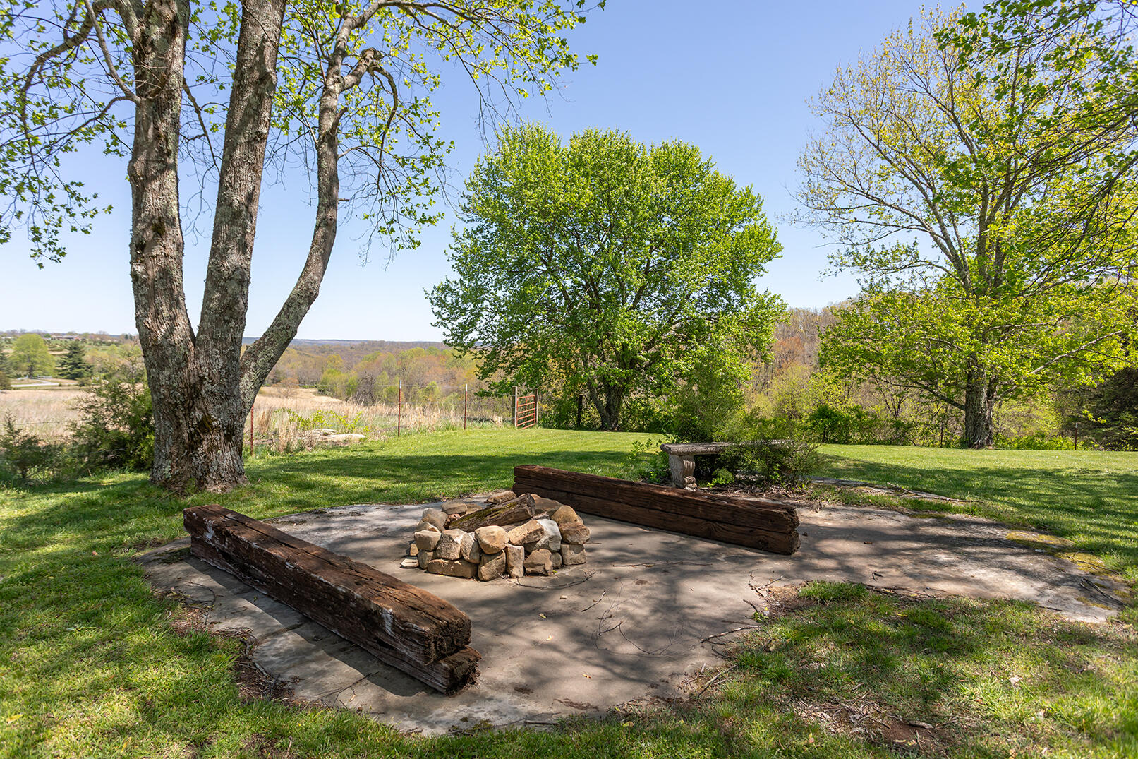 175 Twitty Road Dunlap, TN 37327 - Photo 30 of 62 Fire pit