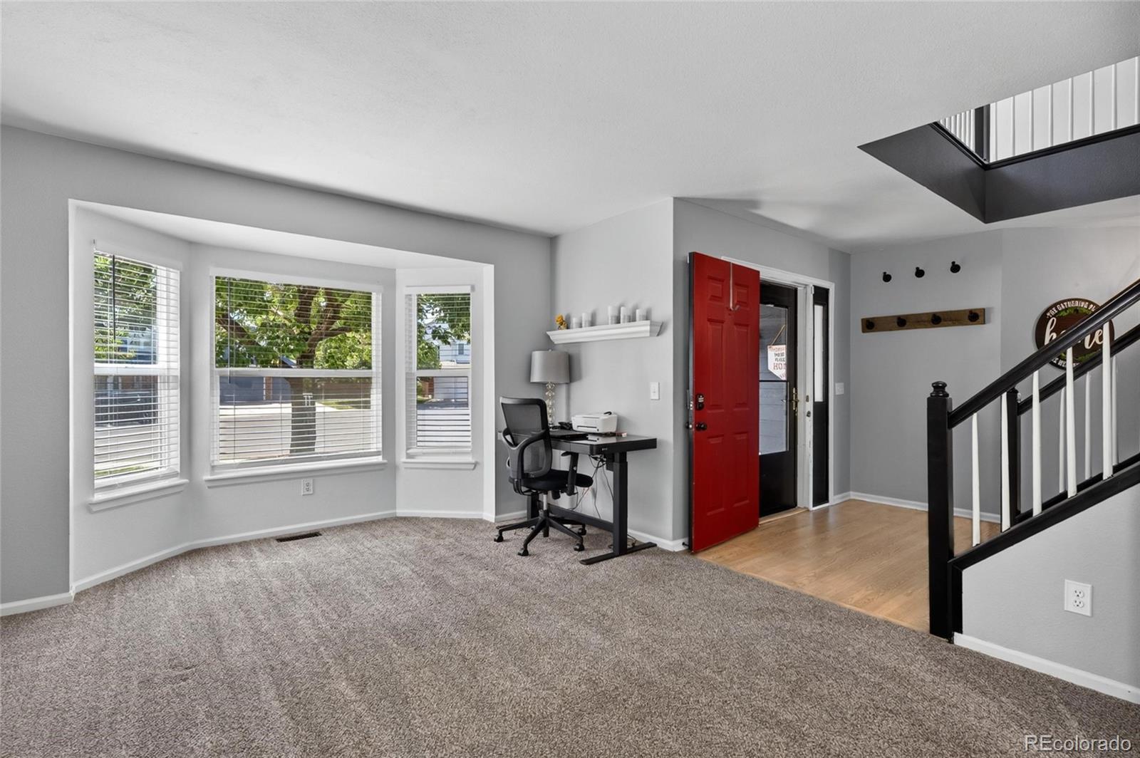 9924 Silver Maple Way Highlands Ranch, CO 80129 - Photo 3 of 44 Gallery Image 3