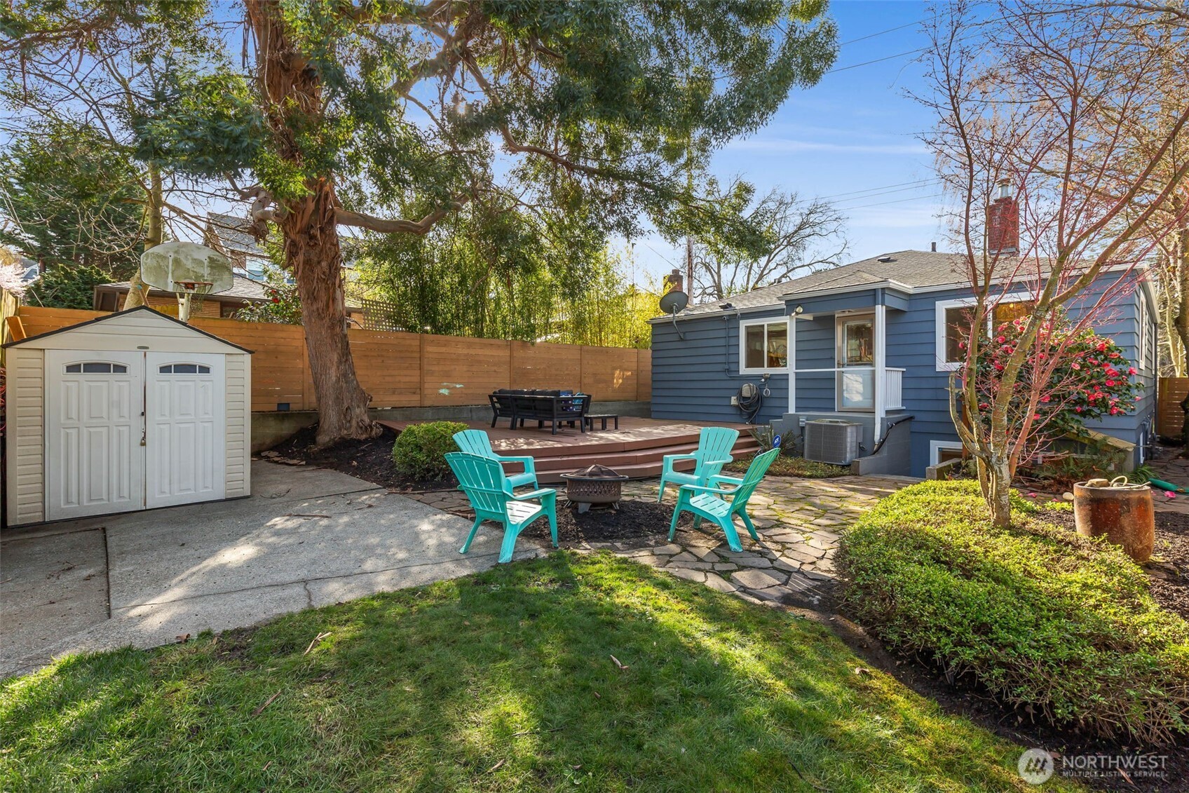 336 Northwest 46th Street Seattle, WA 98107 - Photo 14 of 31