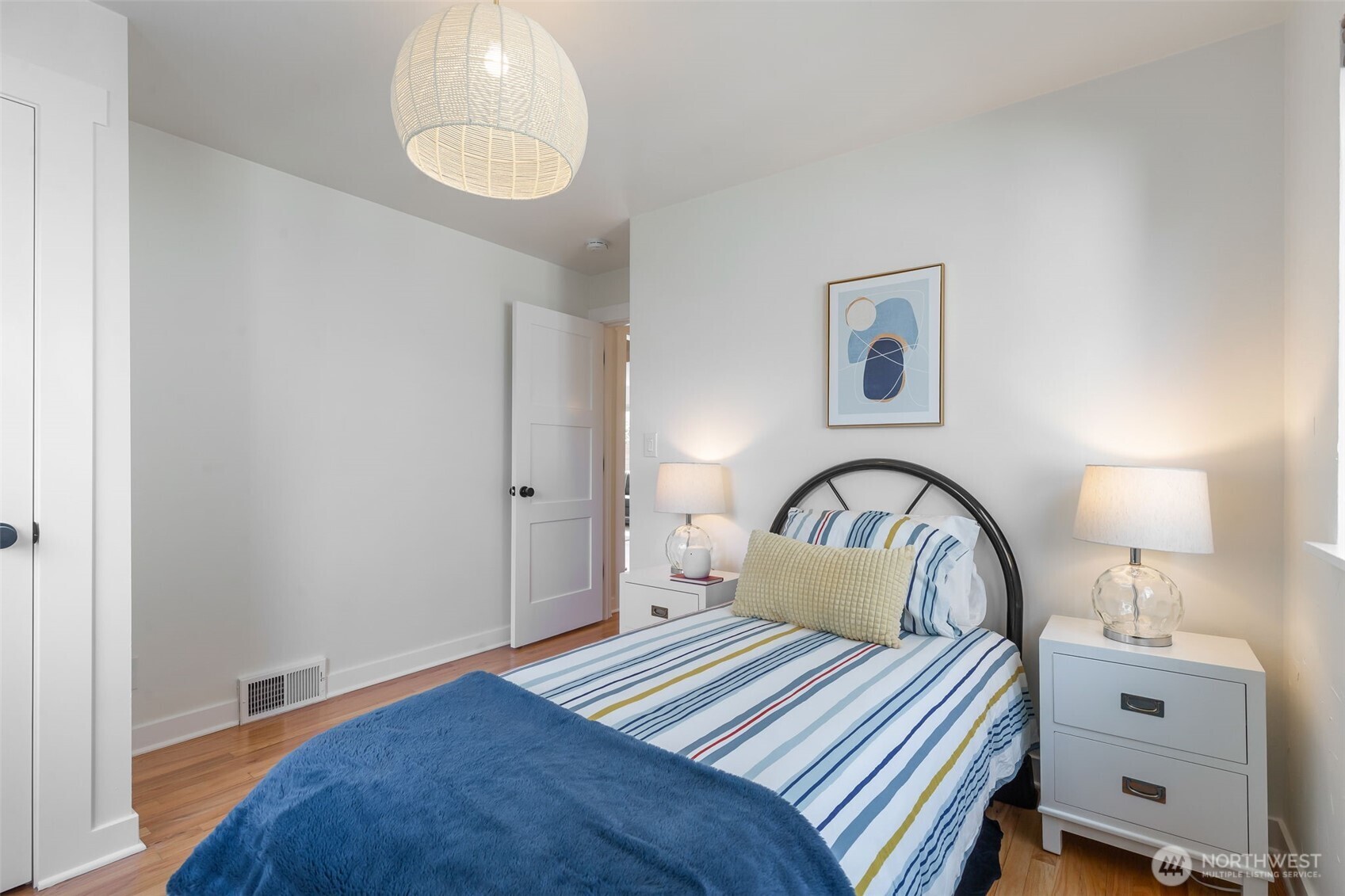 336 Northwest 46th Street Seattle, WA 98107 - Photo 18 of 31