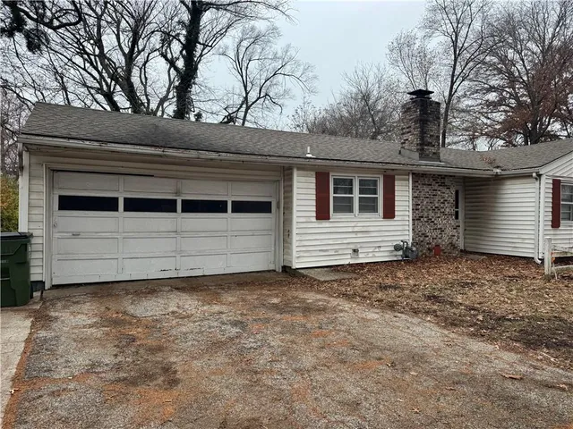 $120,000 | 7204 Raytown Road, Raytown, MO 64133