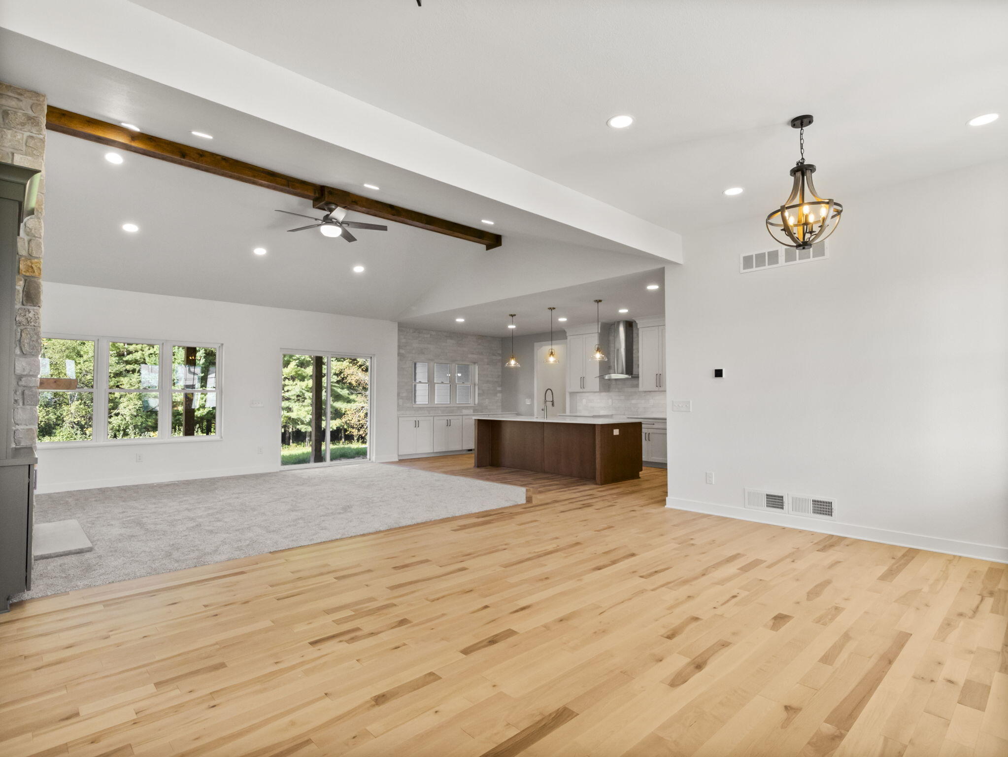 W151N11847 Mistletoe Road Germantown, WI 53022 - Photo 11 of 42 Great room/kitchen