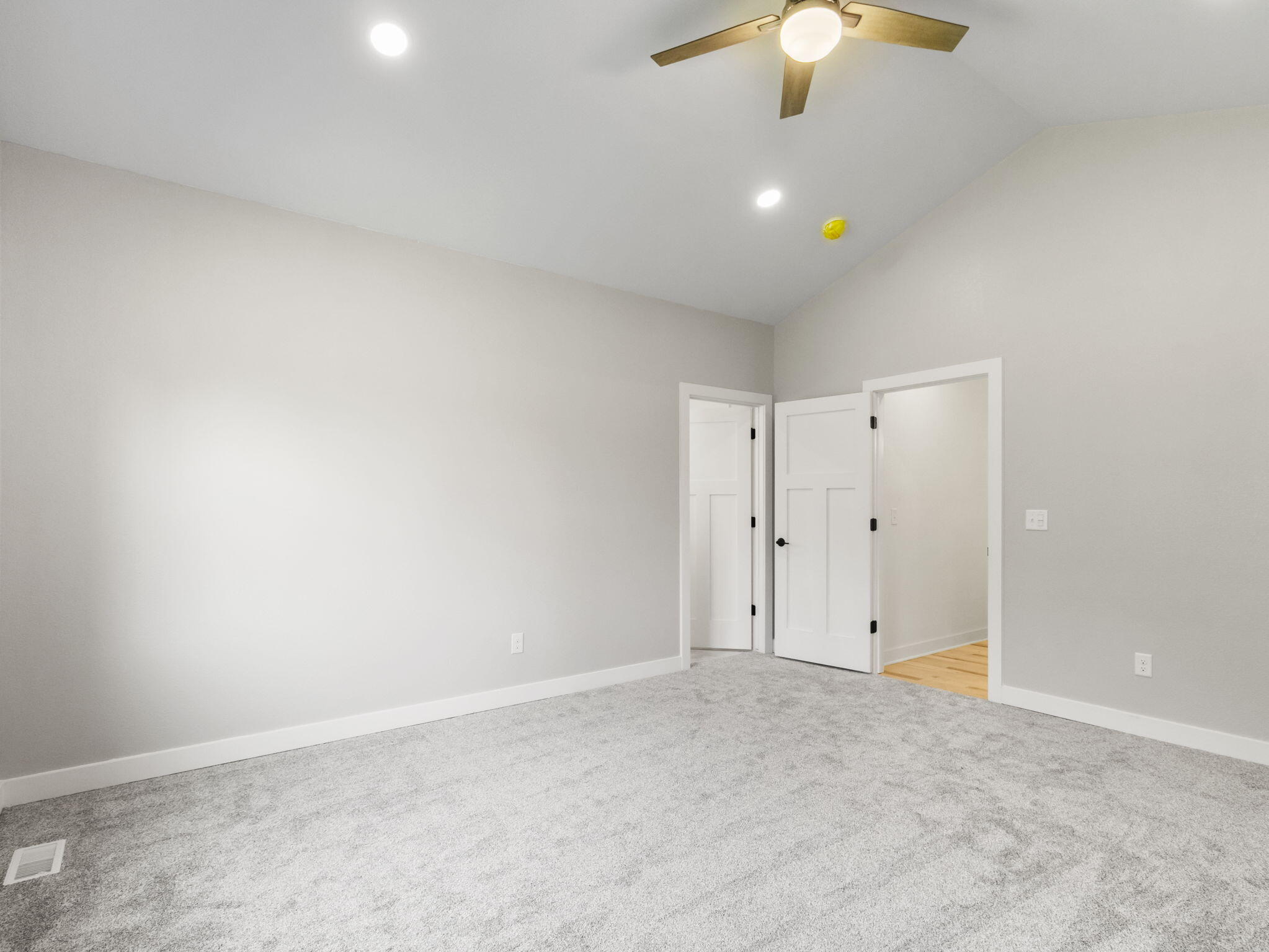 W151N11847 Mistletoe Road Germantown, WI 53022 - Photo 25 of 42 Master