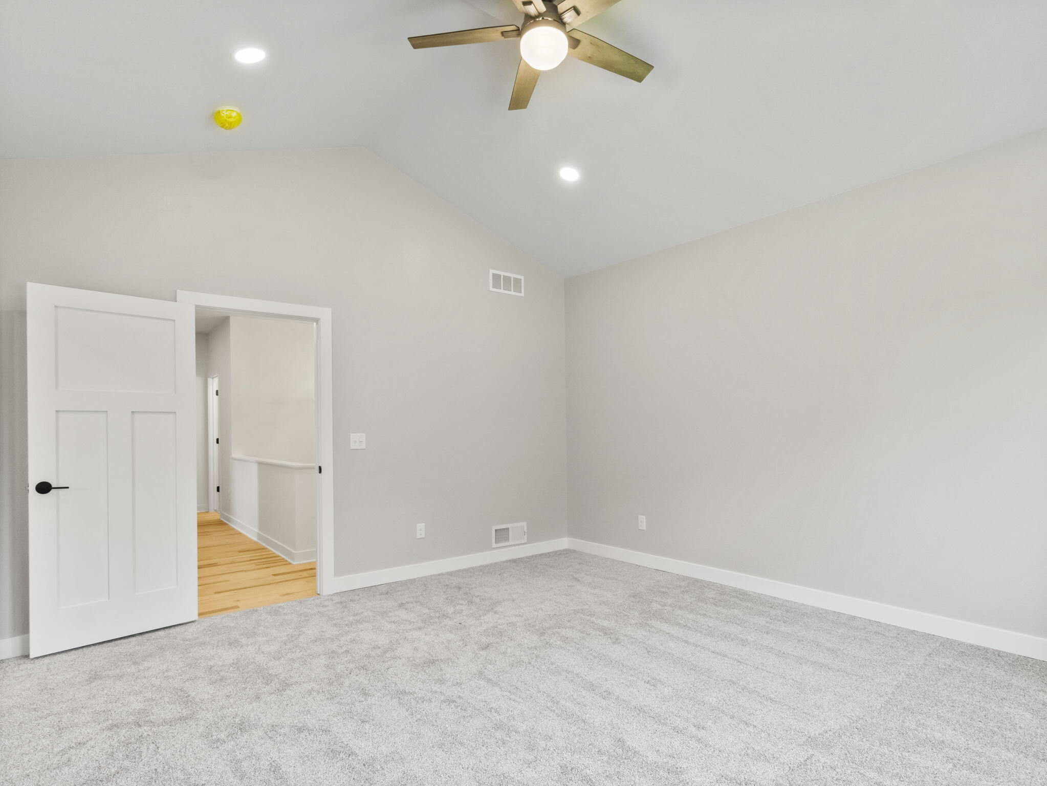 W151N11847 Mistletoe Road Germantown, WI 53022 - Photo 26 of 42 Master