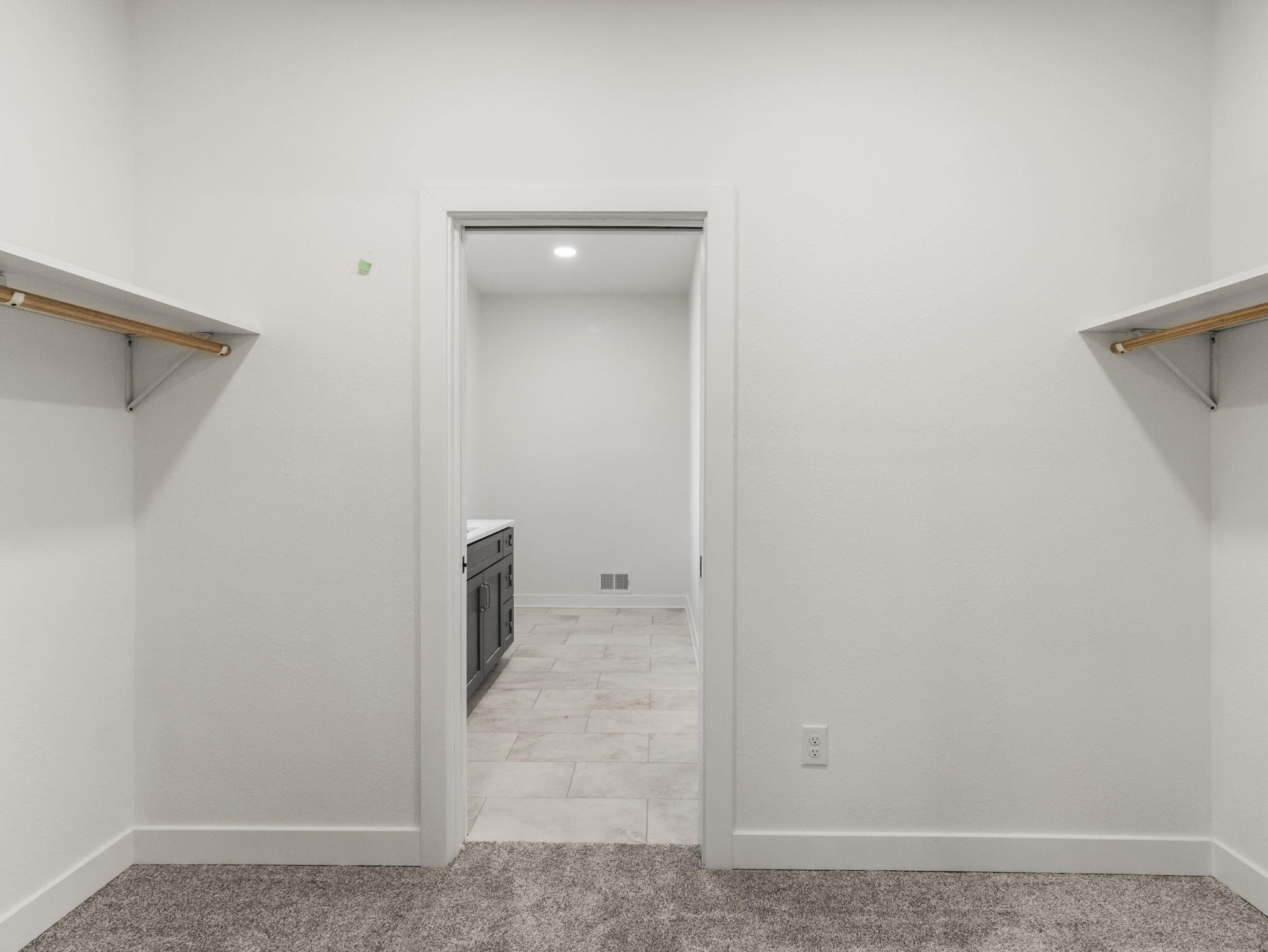 W151N11847 Mistletoe Road Germantown, WI 53022 - Photo 30 of 42 Master closet