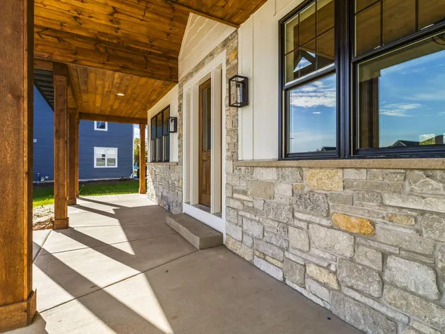 $899,900 | W151N11847 Mistletoe Road, Germantown, WI 53022