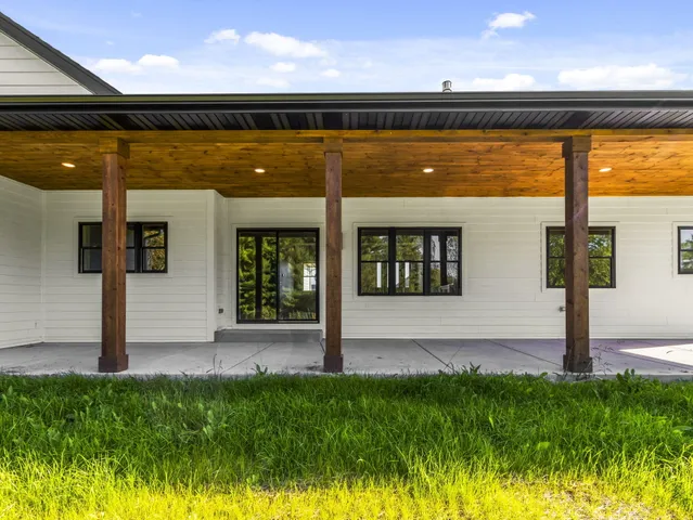 $899,900 | W151N11847 Mistletoe Road, Germantown, WI 53022