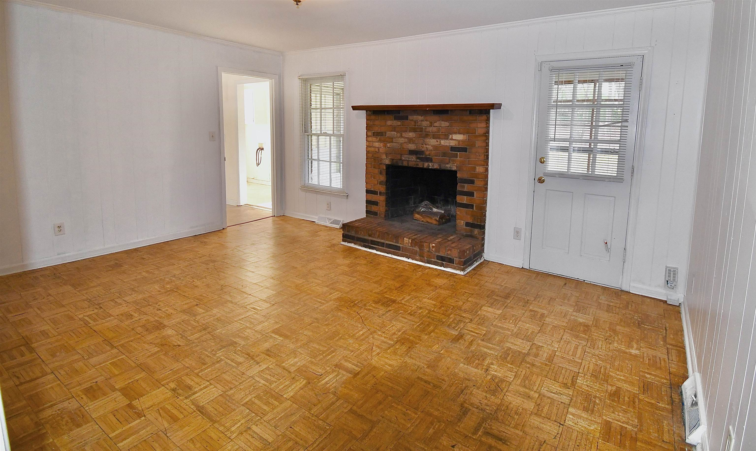 314 Rippling Stream Road Durham, NC 27704 - Photo 12 of 29 Family Room