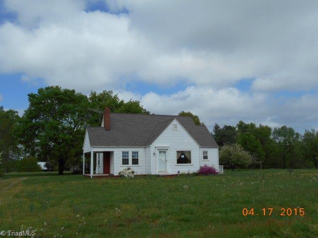 301 Bud Sink Road Lexington, NC 27295 - Photo 3 of 21 Gallery Image 3