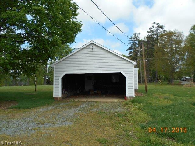 301 Bud Sink Road Lexington, NC 27295 - Photo 8 of 21 Gallery Image 8