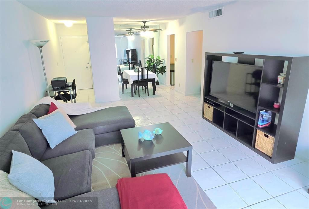 2230 Northeast 56th Place, Unit 208 Fort Lauderdale, FL 33308 - Photo 4 of 23