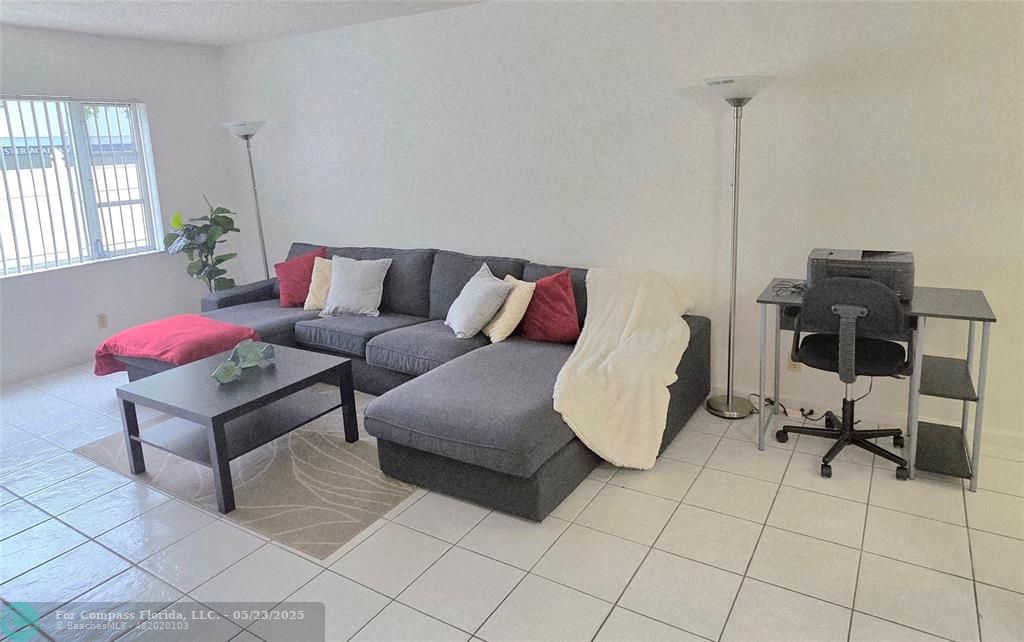 2230 Northeast 56th Place, Unit 208 Fort Lauderdale, FL 33308 - Photo 6 of 23