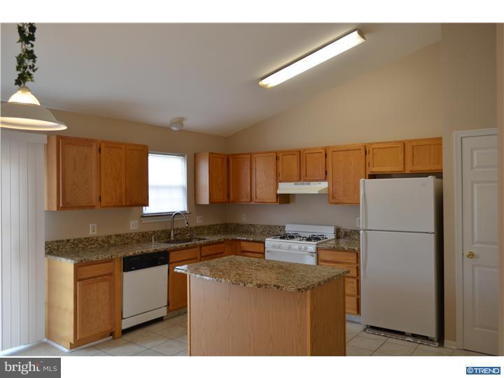 39 Birchgrove Road Newark, DE 19702 - Photo 3 of 17 Gallery Image 3