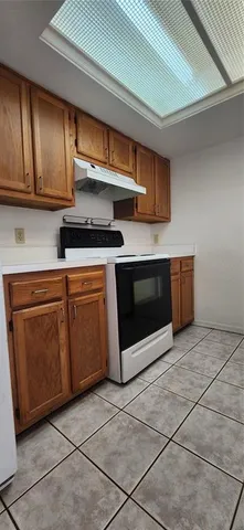 $1,495 | 5734 Southwest 8th Place, Gainesville, FL 32607