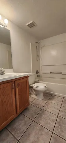 $1,495 | 5734 Southwest 8th Place, Gainesville, FL 32607