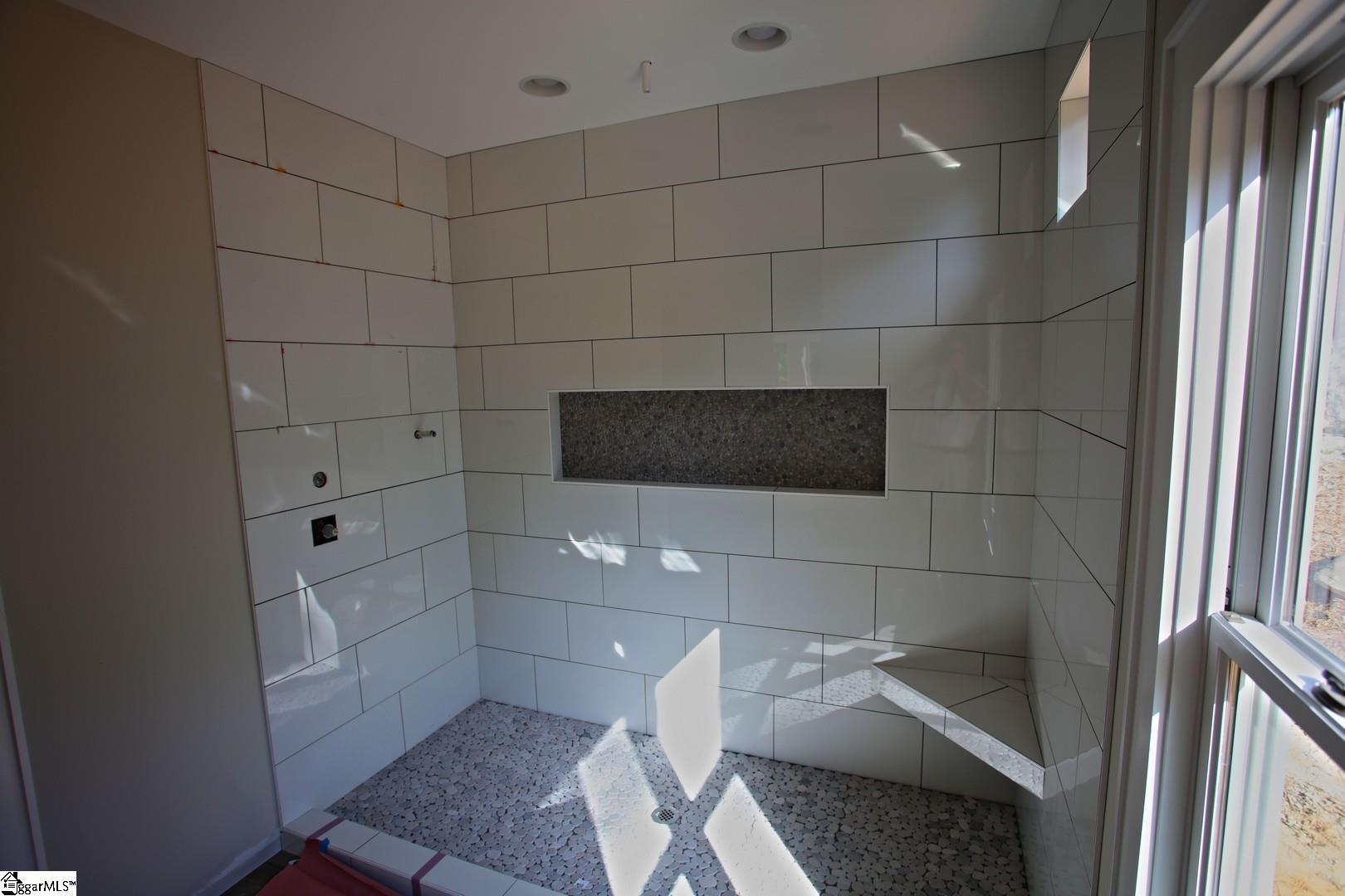915 Four Views Court Seneca, SC 29672 - Photo 12 of 36 Gallery Image 12