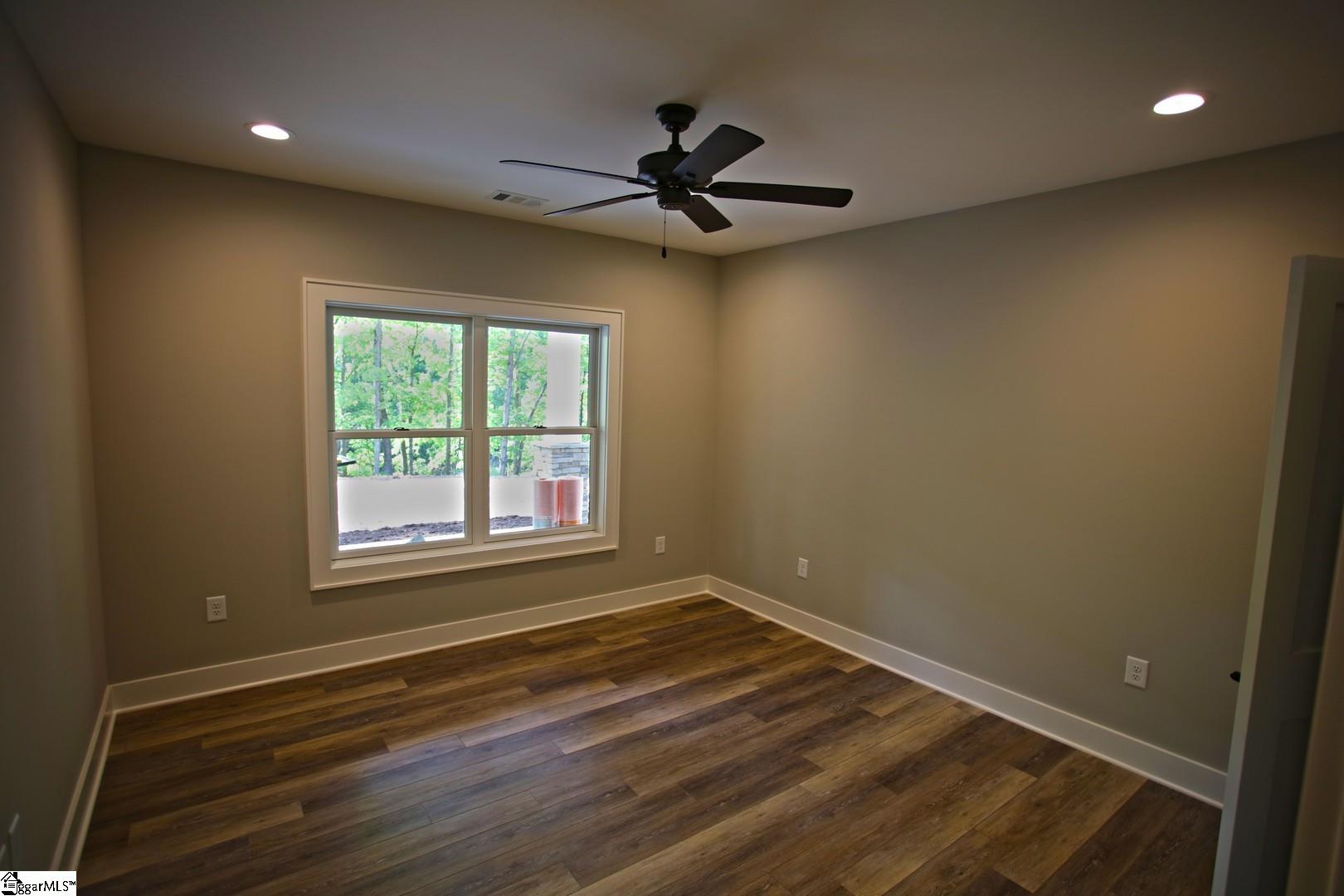915 Four Views Court Seneca, SC 29672 - Photo 21 of 36 Gallery Image 21