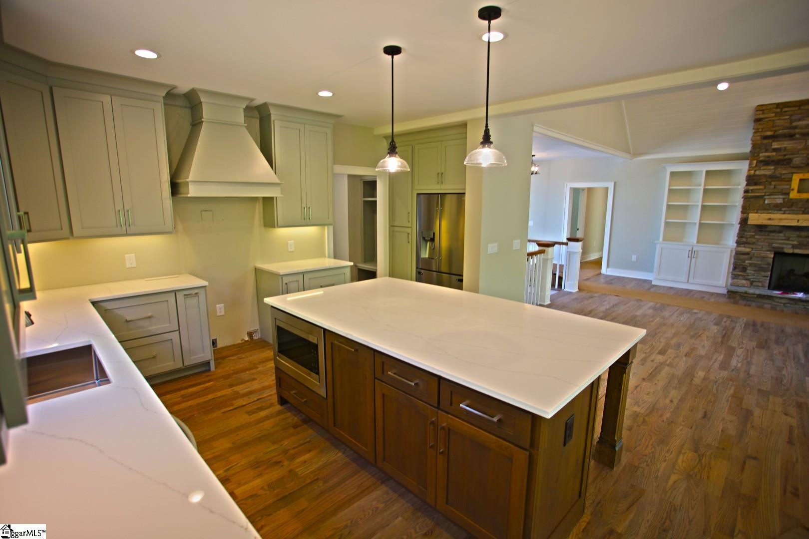 915 Four Views Court Seneca, SC 29672 - Photo 6 of 36 Gallery Image 6