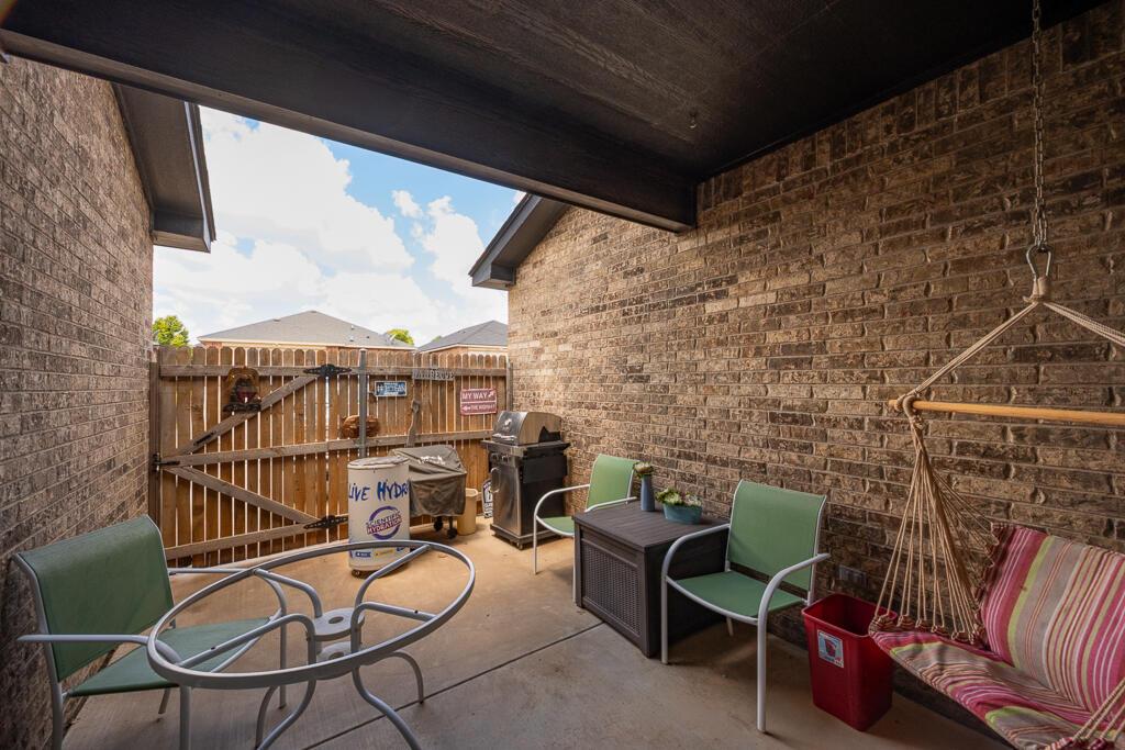 7128 Mosley Street Amarillo, TX 79119 - Photo 5 of 25 Back Patio