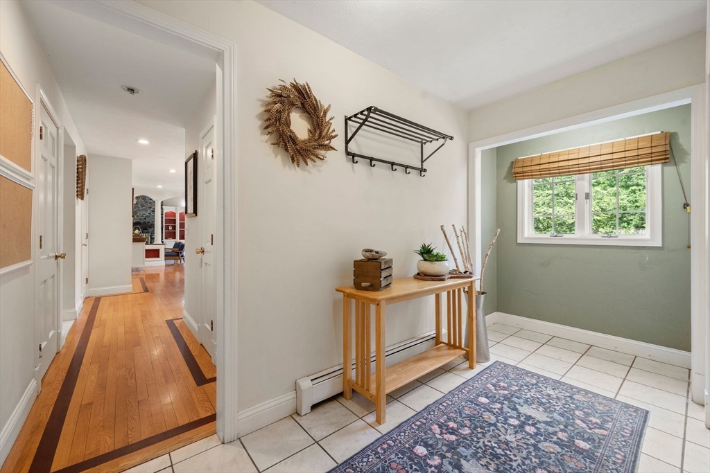 103 Wapping Road Kingston, MA 02364 - Photo 11 of 42