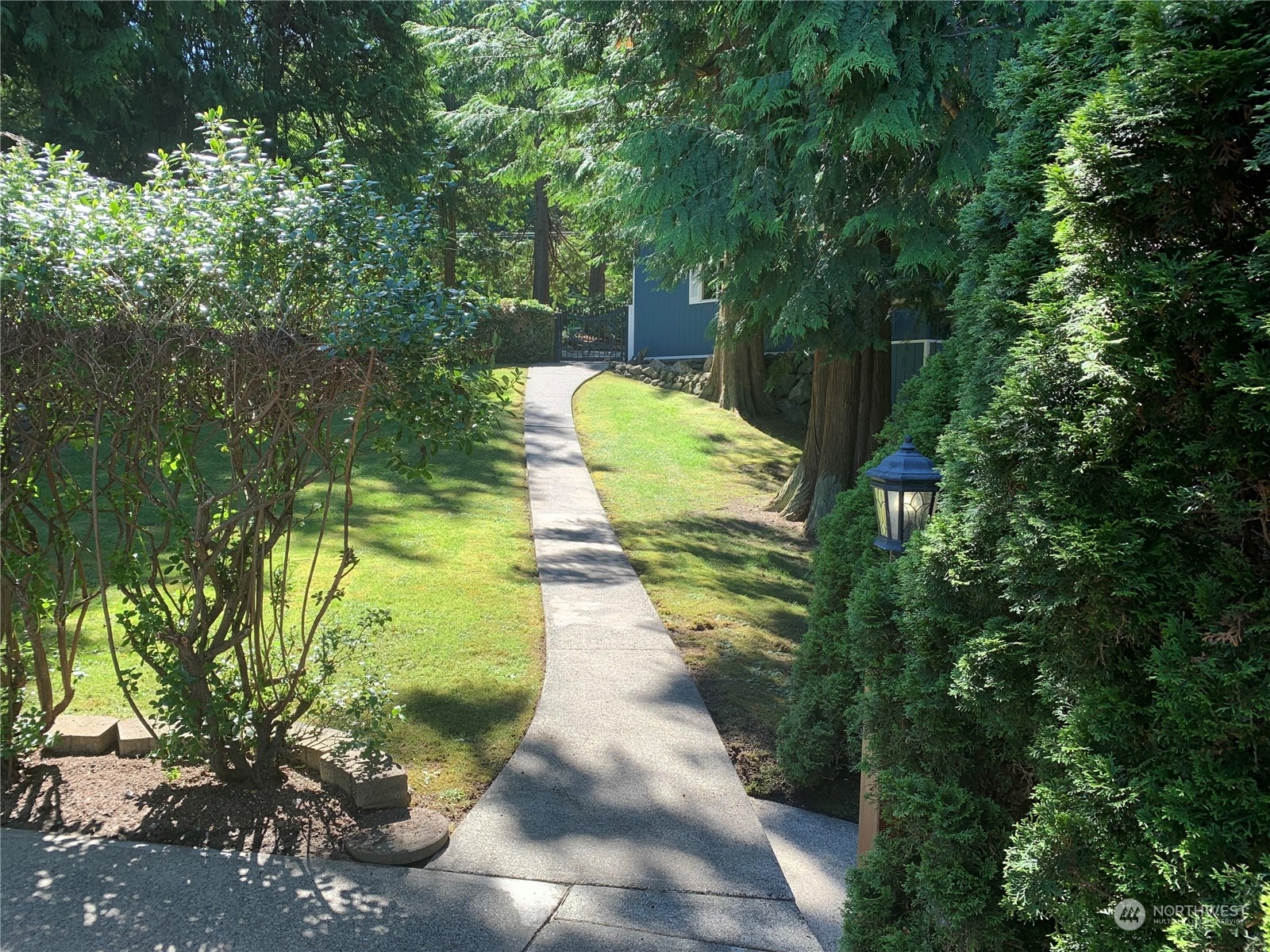 1161 Griffith Point Road Nordland, WA 98358 - Photo 33 of 38 a view of a garden
