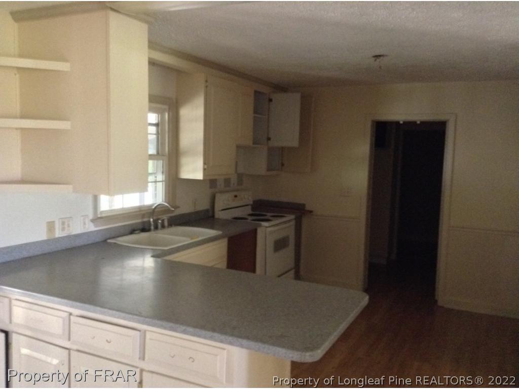 1187 Carthage Road Lumberton, NC 28360 - Photo 3 of 9 Gallery Image 3