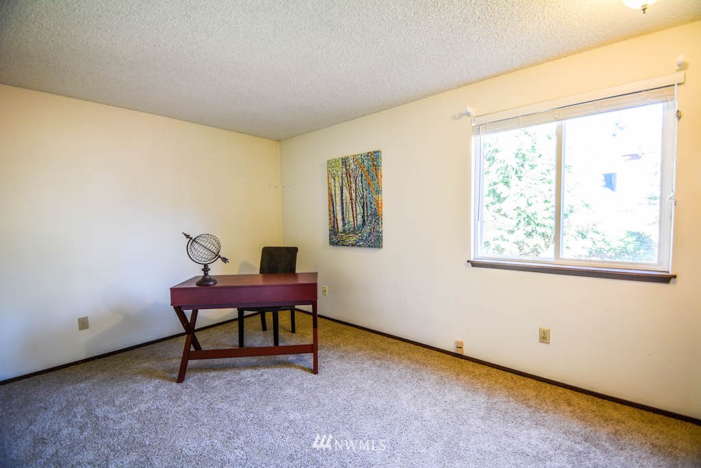2320 168th Street Southeast Bothell, WA 98012 - Photo 11 of 18