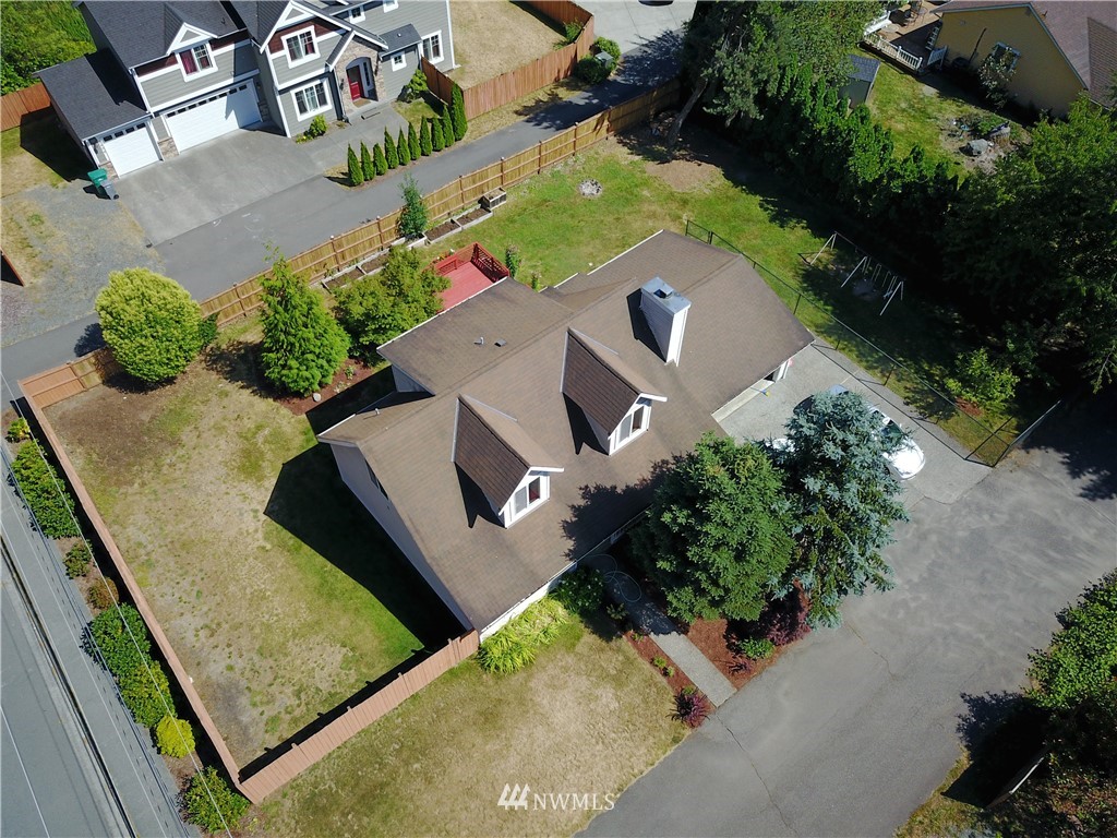 2320 168th Street Southeast Bothell, WA 98012 - Photo 4 of 18