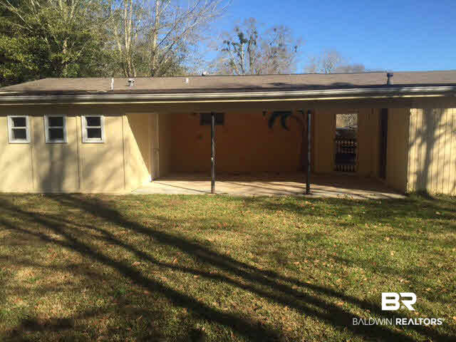 607 West Marigold Avenue Foley, AL 36535 - Photo 8 of 25 Covered Back Patio