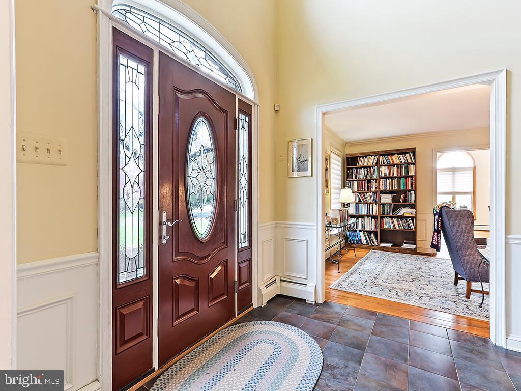375 Sentinel Avenue Newtown, PA 18940 - Photo 8 of 82