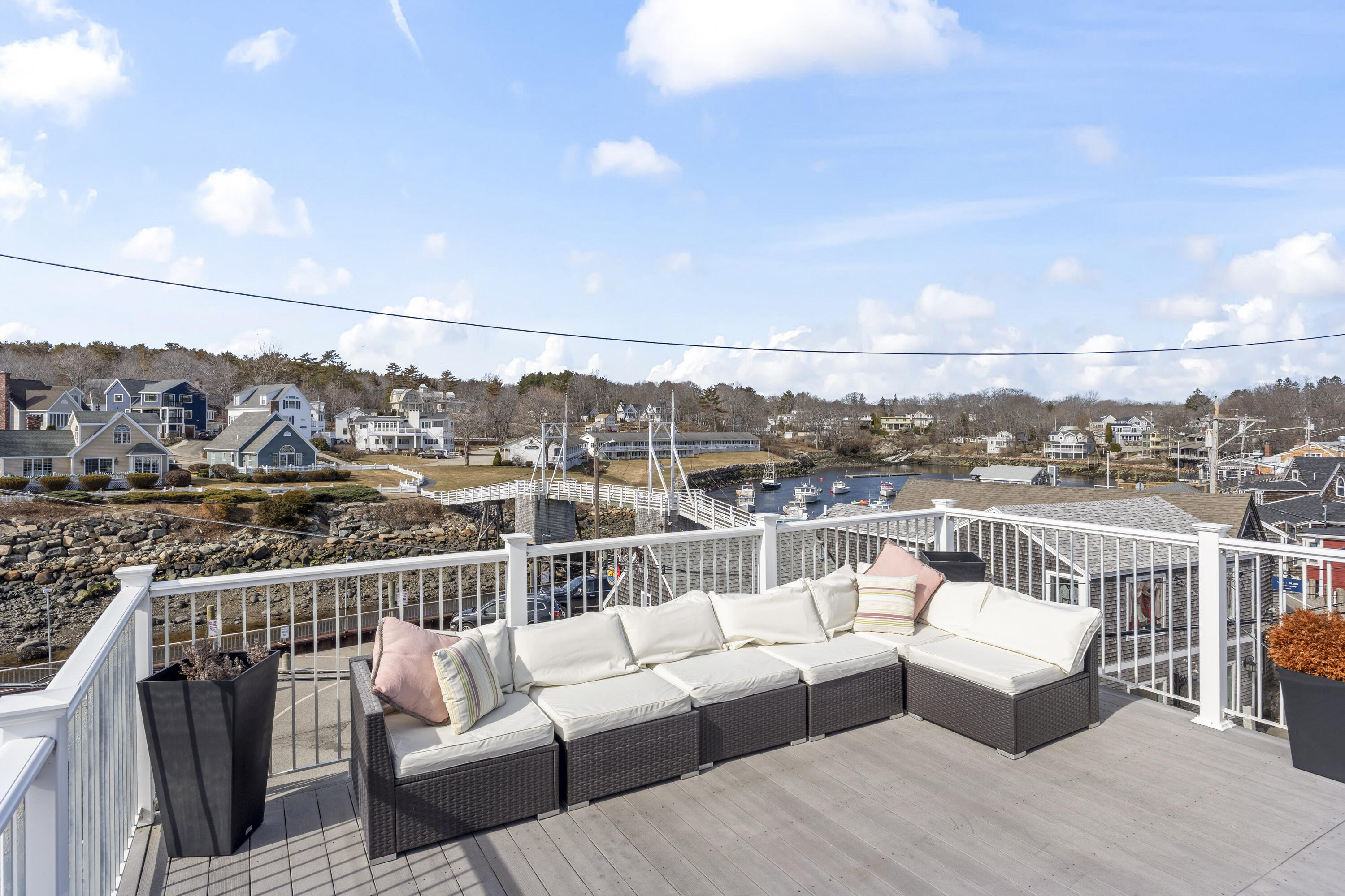 115 Perkins Cove Road Ogunquit, ME 03907 - Photo 23 of 72