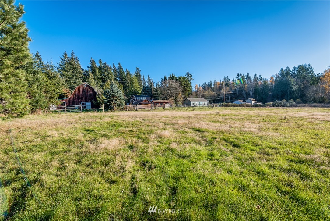 4159 Dewey Road Bellingham, WA 98226 - Photo 21 of 25 Gallery Image 21