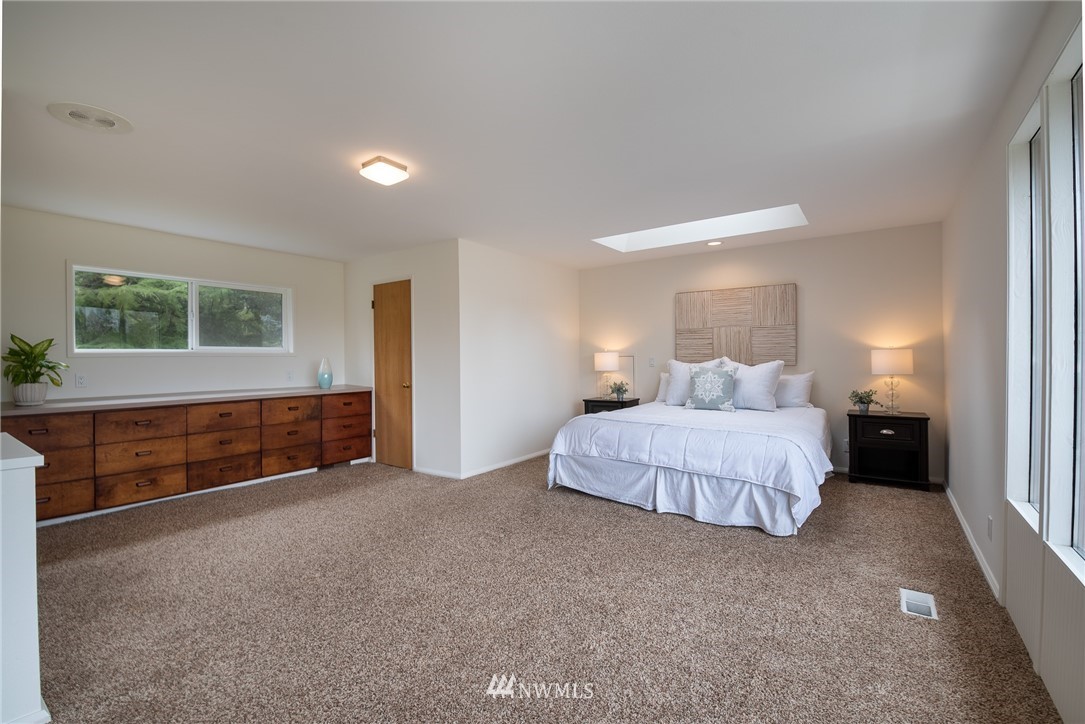 4159 Dewey Road Bellingham, WA 98226 - Photo 10 of 25 Gallery Image 10